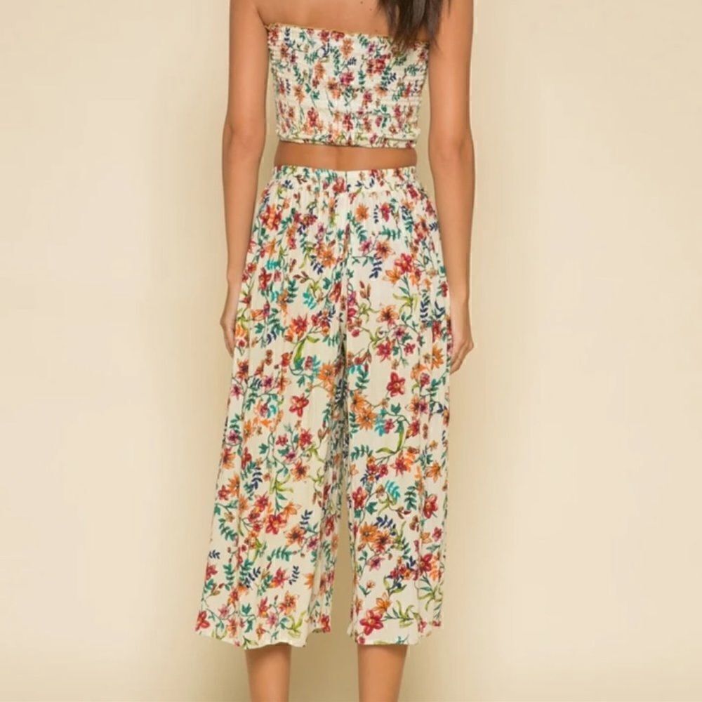 Raga My Paradise Cropped Floral Pants.Size S